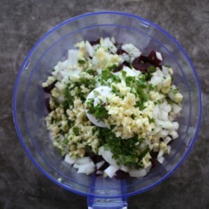 Beetroot falafel mixture in a blender