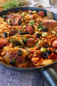 One pan Spanish chicken and rice sits waiting to be served