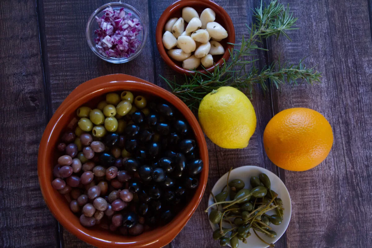 marinated olives ingredients<br />
